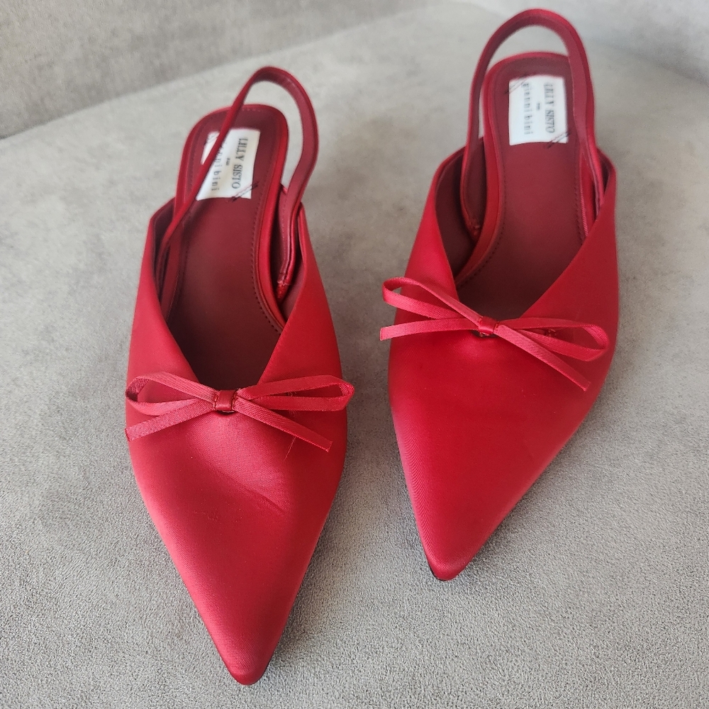 Gianni Bini Lilly Sisto pumps 5.5 red satin slingback kitten heel pointy new$100